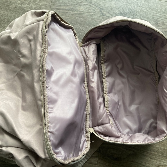 Beyond yoga backpack - Like new - Picture 5 of 8